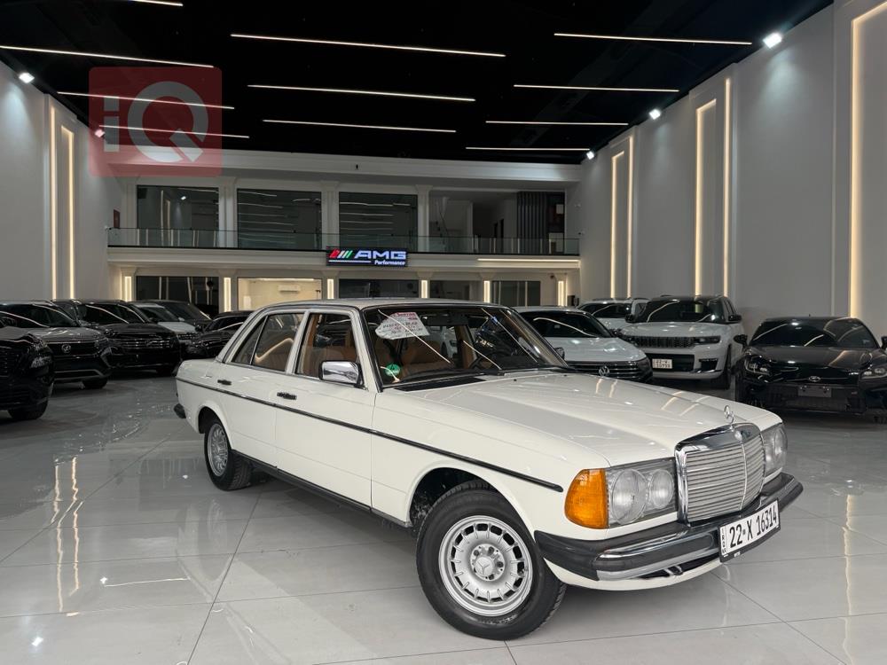 مرسيدس بنز E-Class